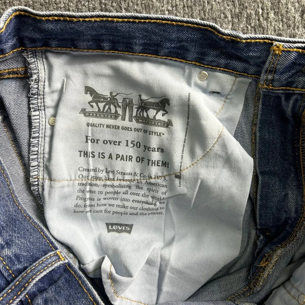 Levi's Jeans Mens Size 38x28 Blue 505 Regular Fit Straight Leg Denim Casual